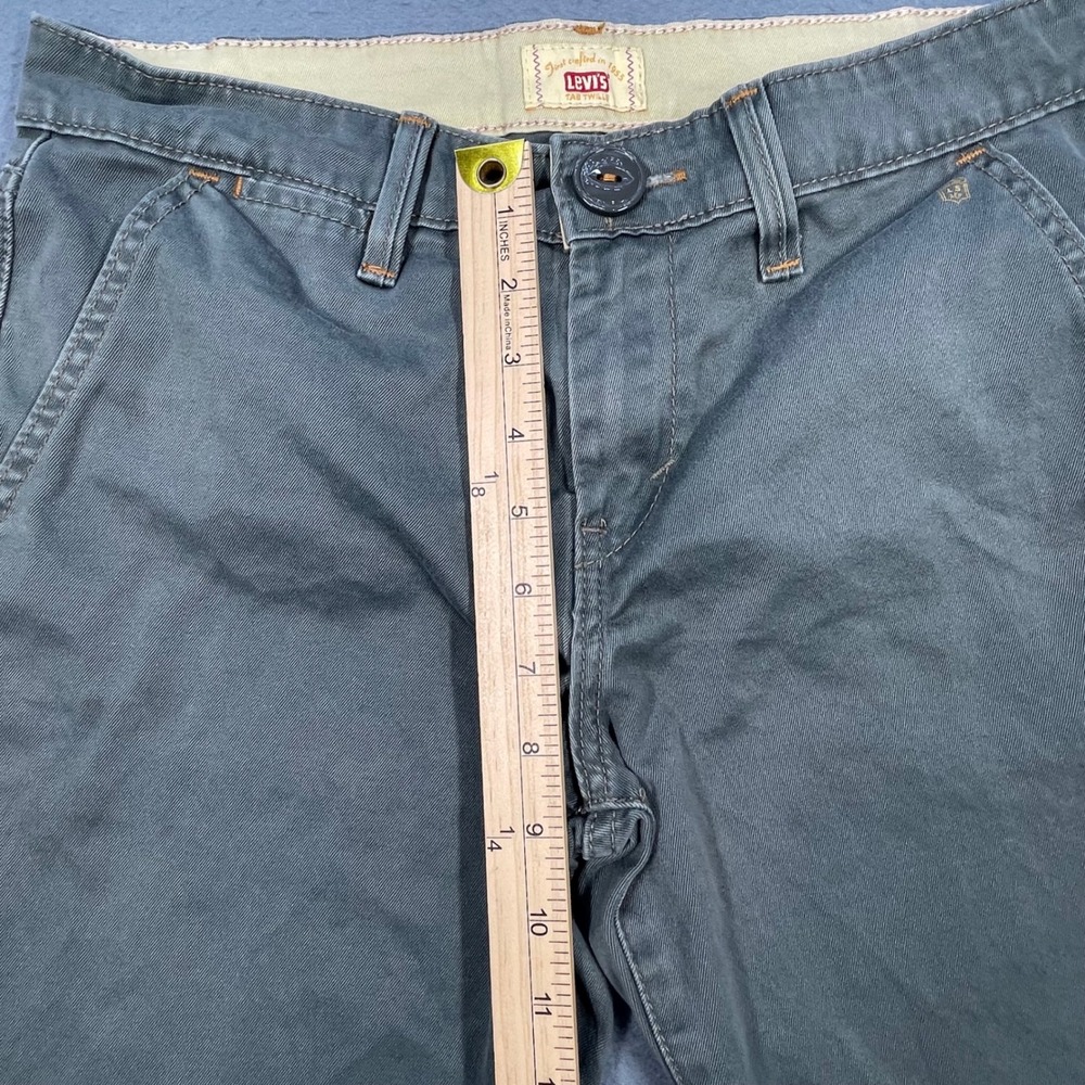 Levi Olive Green Tab Twills Stretch Chino Bermuda Shorts Womens 6 - Picture 7 of 9